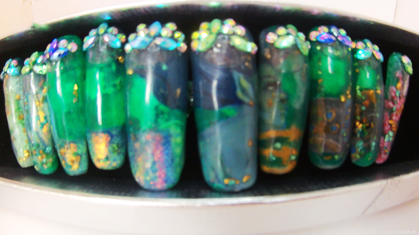 "The Dark Siren" nail set