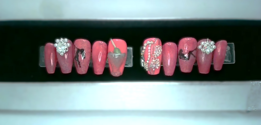 "WILD NIGHTS" Nail Set